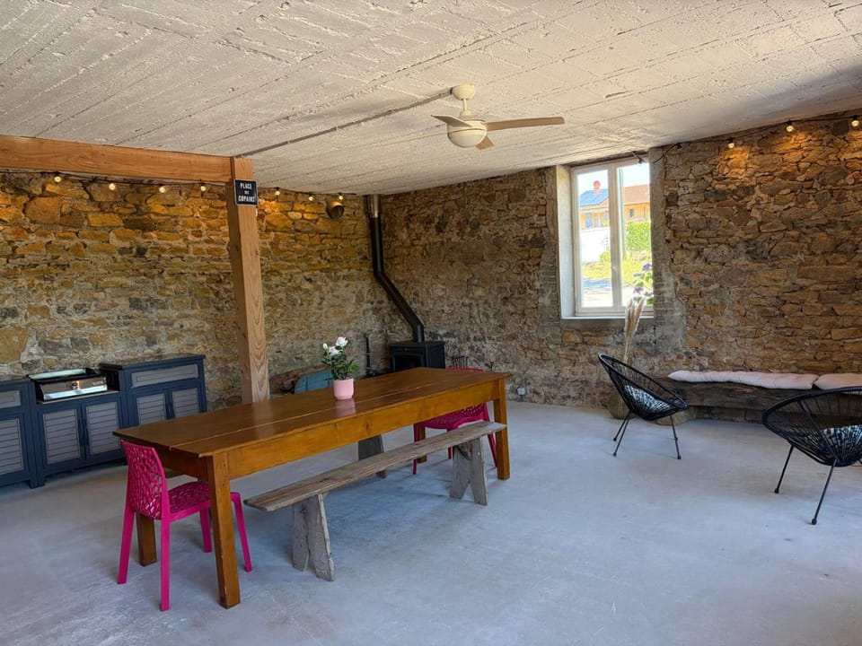 Patio, Seating area