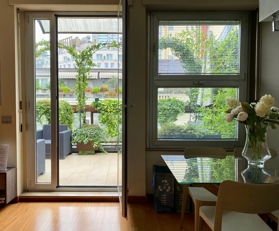 City view, Garden view