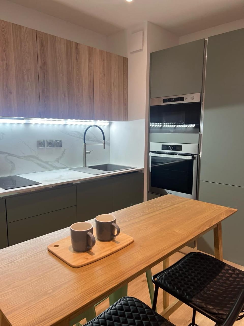 Kitchen or kitchenette, stove