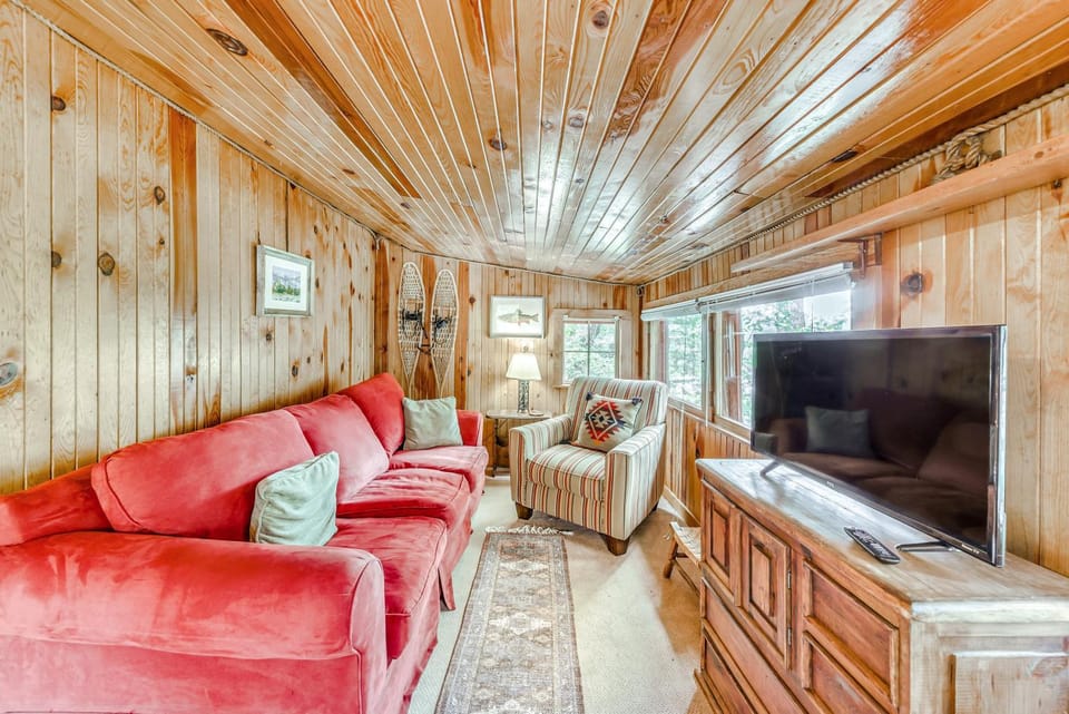 Cozy Cabin Near Grindstone Lake & Downtown! Cabin in Ruidoso