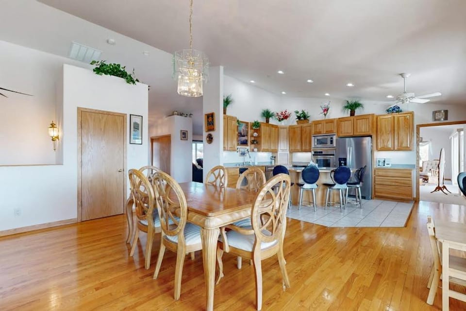 Sunnyside Retreat House in Kalispell
