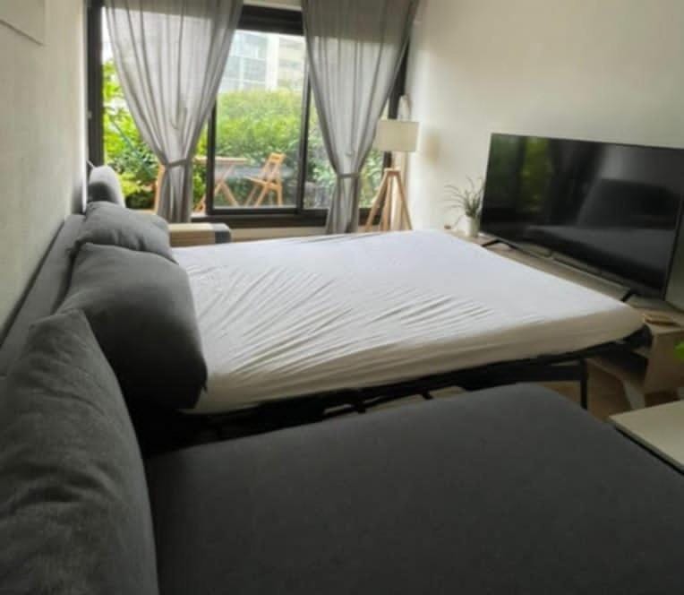 Joli T2 pour 4 à 5 personnes proche de la fac de médecine et à 300m du Tram 1, parking gratuit Apartment in Montpellier