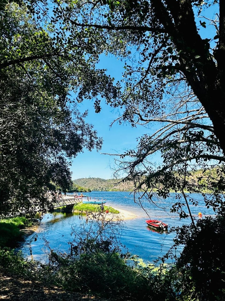 Nearby landmark, Natural landscape, River view