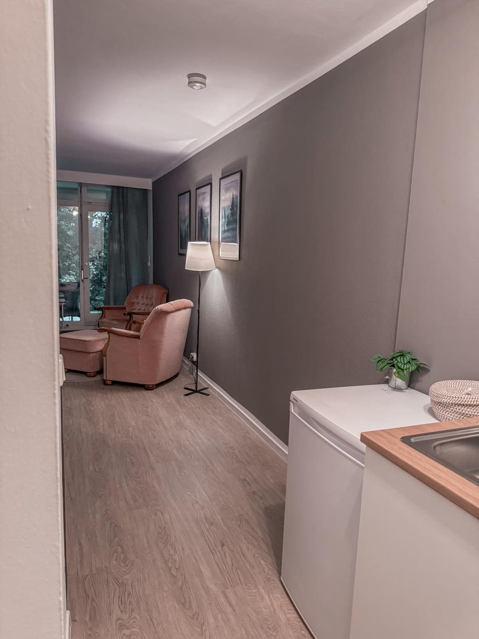 Living room, Seating area