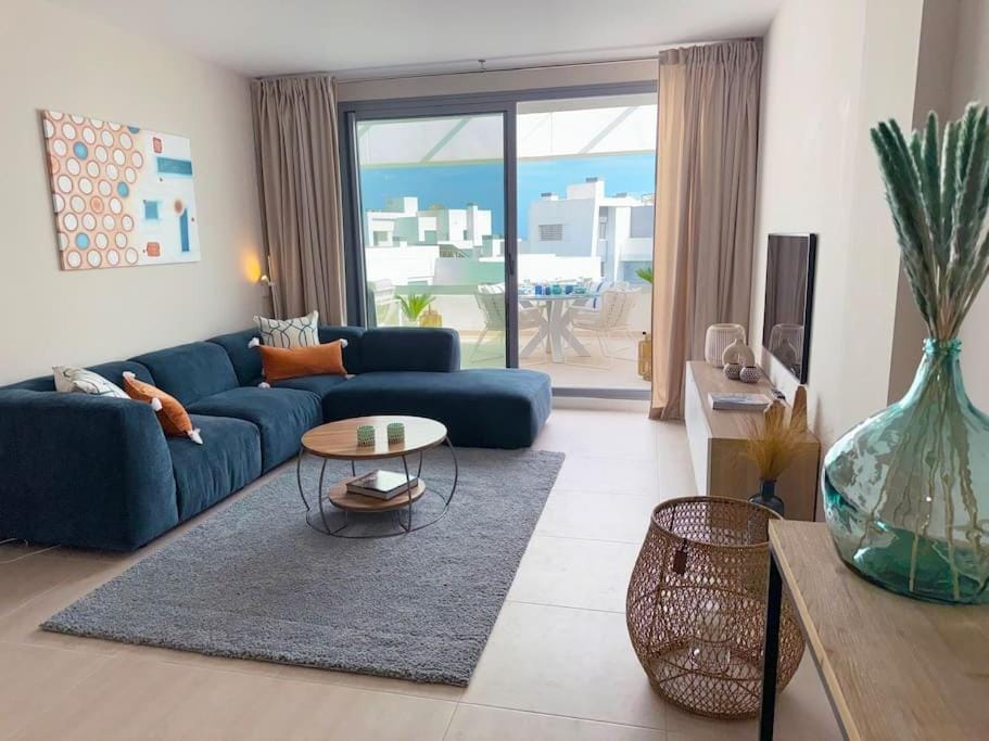 Luxurious South-facing 2 BDR Penthouse at Vanian Gardens Estepona with Seaview - Gaya Alegria I Apartment in Costa del Sol