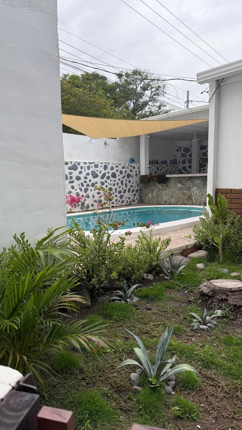 El Rinconcito de Coco Villa in La Libertad Department, El Salvador