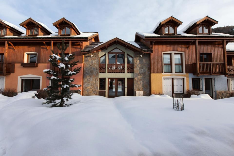 Chalets Jardin Alpin - Chalet mitoyen vue dégagée· proche pistes et base loisirs l'été · idéalement situé MAE-4984 Apartment in Saint-Chaffrey