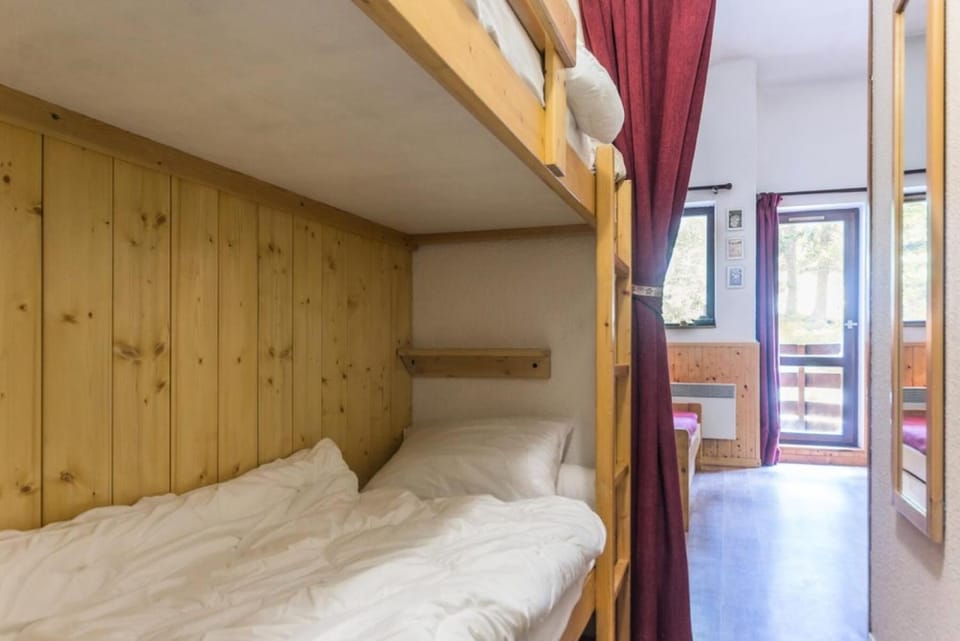 Résidence Bouquetins A - Studio mezzanine de 35m2 pour 6 personnes MAE-7804 Apartment in Montvalezan