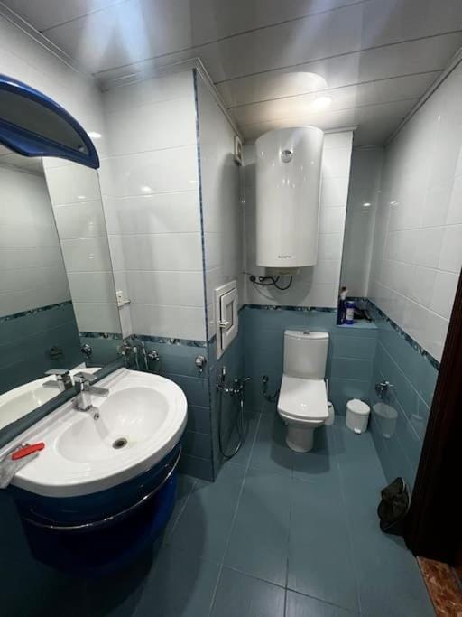 Toilet, Bathroom