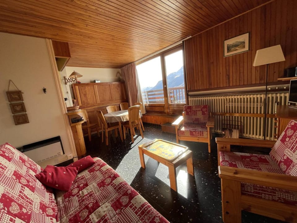 Résidence Les Chavonnes - Appartement 2 pièces de 43m² pour 5/6 personnes MAE-7824 Apartment in Montvalezan