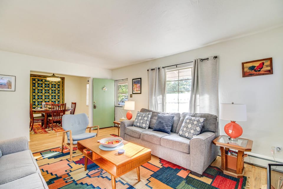 Home w/ Patio: Near Nob Hill, UNM & Kirtland AFB! House in Albuquerque