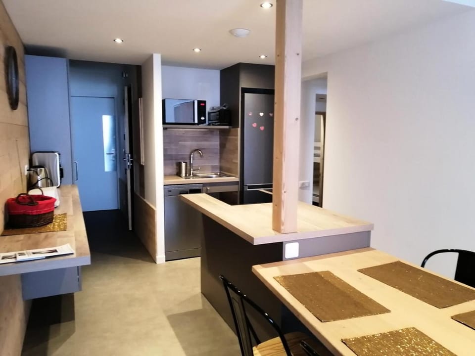 Résidence Varet 2 - Appartement rénové 3 pièces 7 personnes MAE-7824 Apartment in Bourg-Saint-Maurice