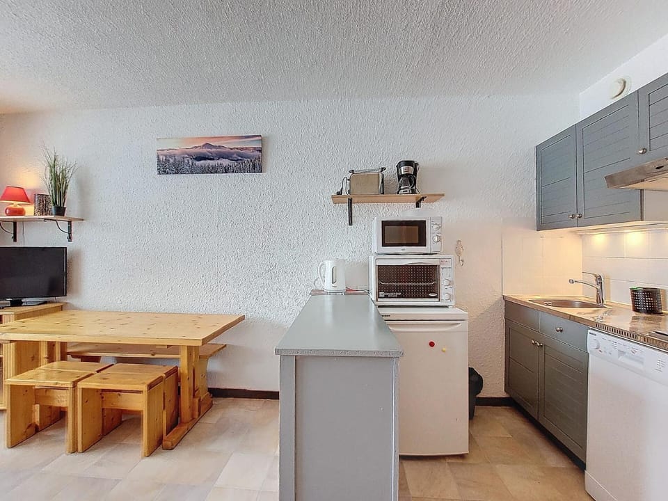 Les Chalets De La RosiÈre - Studio de 25m² pour 4 personnes MAE-4404 Apartment in Montvalezan