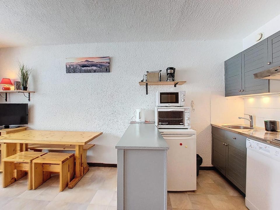 Les Chalets De La RosiÈre - Studio de 25m² pour 4 personnes MAE-4404 Apartment in Montvalezan
