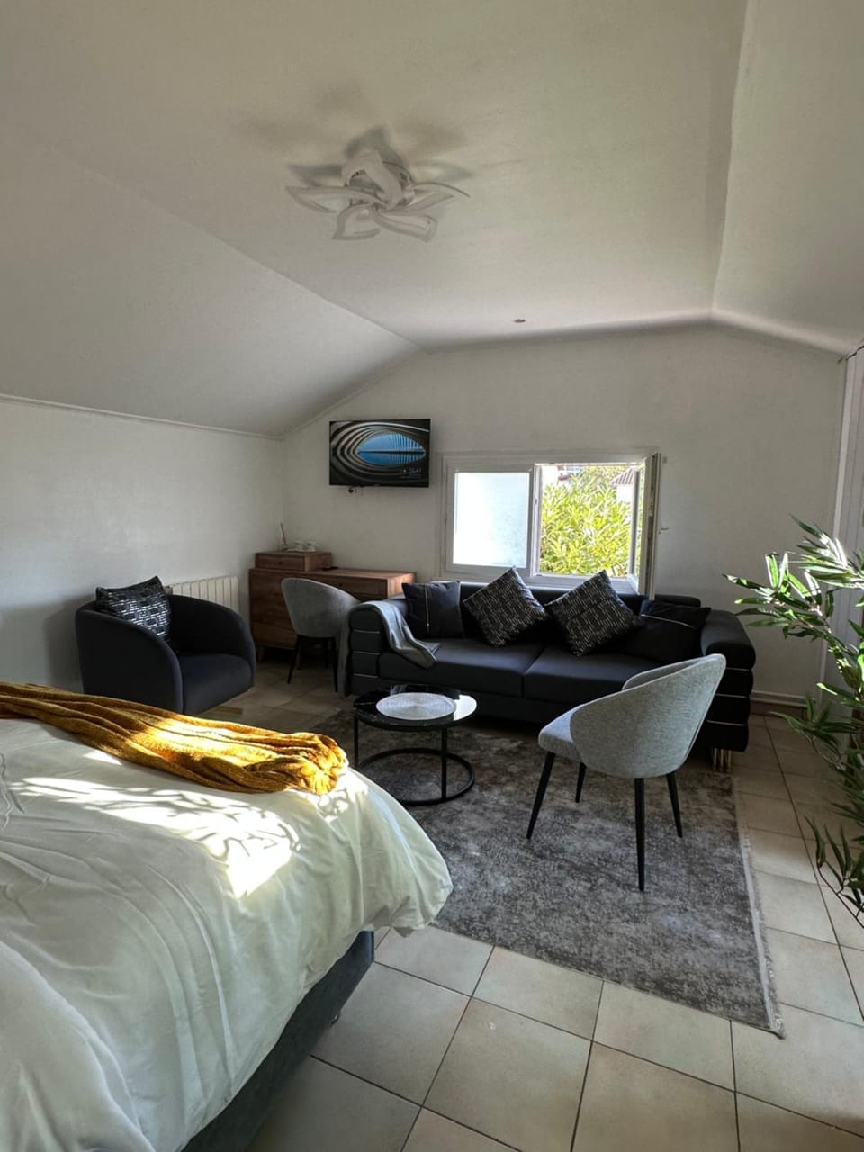 Jireh Loft Limeil Brévannes studio Privé Apartment in Île-de-France