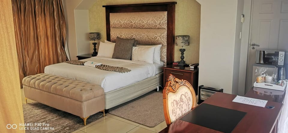 Mix Guesthouse Bed and Breakfast in Port Elizabeth