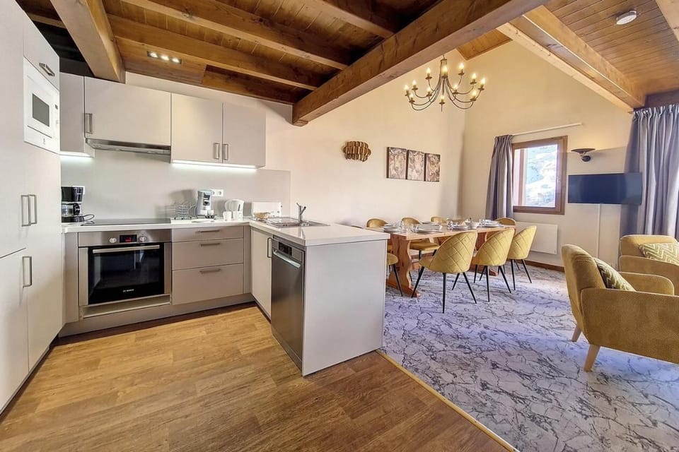 Résidence Les Cristaux - Appartement rénové & spacieux · Proche des pistes · Balcon · Sauna · Hammam · WIFI MAE-9954 Apartment in Les Allues
