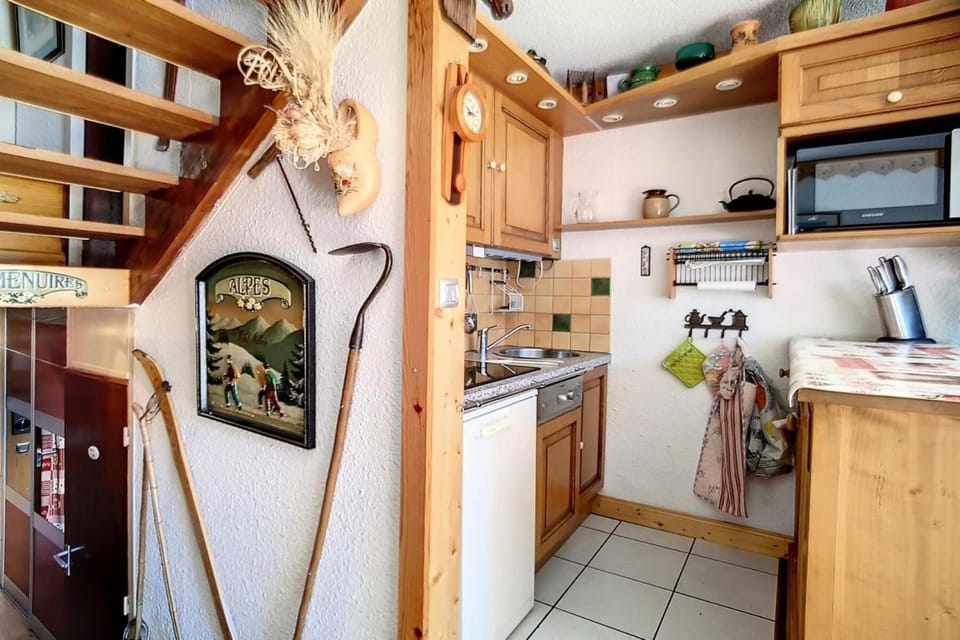 Résidence Danchet - Appartement duplex ensoleillé · Départ et retour skis aux pieds · Balcon MAE-9994 Apartment in Les Allues