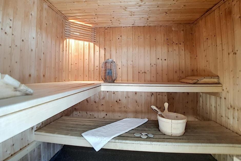 Résidence Les Cristaux - Appartement spacieux & rénové · Proche des pistes · Balcon · Sauna · Hammam · WIFI MAE-0014 Apartment in Les Allues