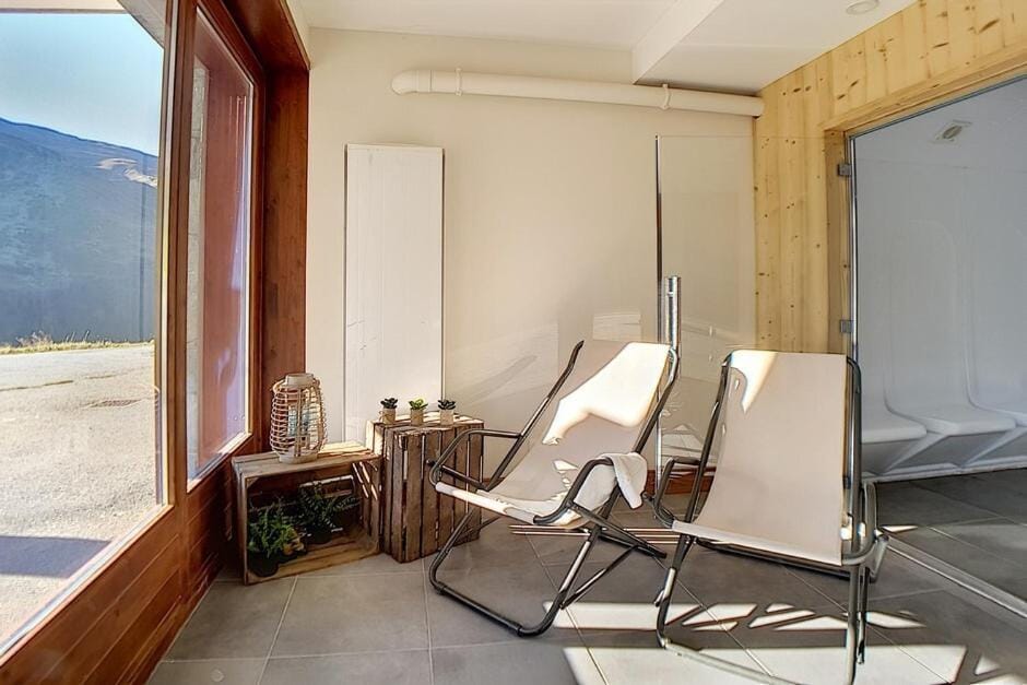 Résidence Les Cristaux - Appartement spacieux & rénové · Proche des pistes · Balcon · Sauna · Hammam · WIFI MAE-0014 Apartment in Les Allues