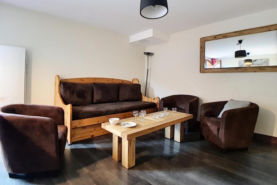 Résidence Les Cristaux - Appartement rénové · Proche des pistes · Balcon · WIFI · Hammam · Sauna MAE-0074 Apartment in Les Allues