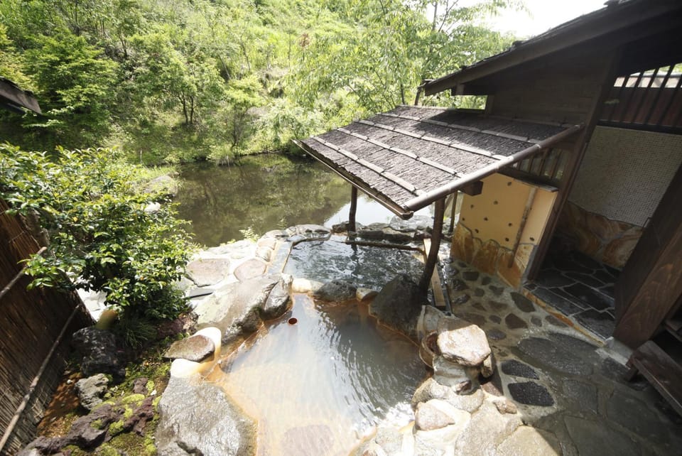 Hot Spring Bath, Bathroom