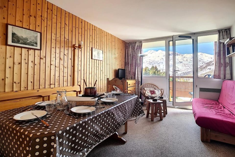 Résidence Alpages - Appartement lumineux & accueillant · Au pieds des pistes · Balcon MAE-0794 Apartment in Les Allues