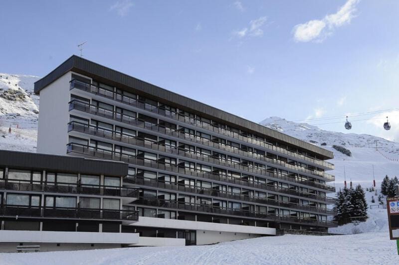 Résidence Aravis - Studio entièrement rénové · Centre station · Balcon MAE-1244 Apartment in Les Allues