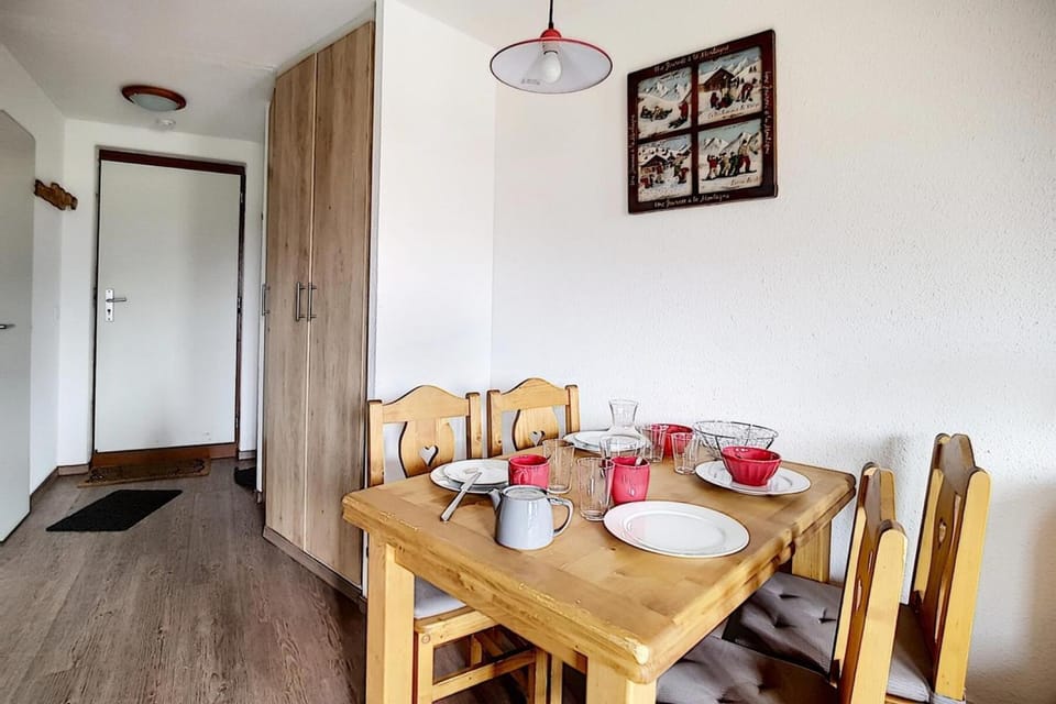 Résidence Necou - Appartement moderne et lumineux · Proche des pistes · Balcon MAE-1414 Apartment in Les Allues