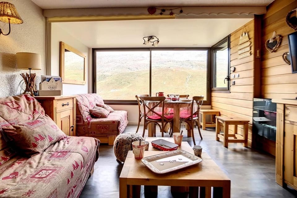 Résidence Biellaz - Appartement rénové, lumineux et chaleureux · Départ et retour skis aux pieds · Vue montagne MAE-1474 Apartment in Les Allues