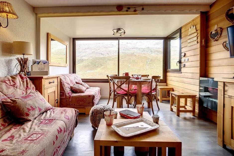 Résidence Biellaz - Appartement rénové, lumineux et chaleureux · Départ et retour skis aux pieds · Vue montagne MAE-1474 Apartment in Les Allues