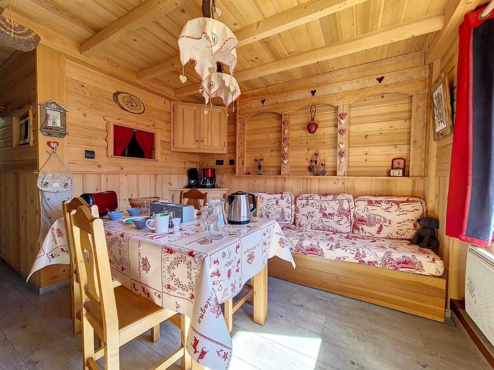 Résidence Necou - Appartement agréable · Proche des pistes · Balcon MAE-1634 Apartment in Les Allues