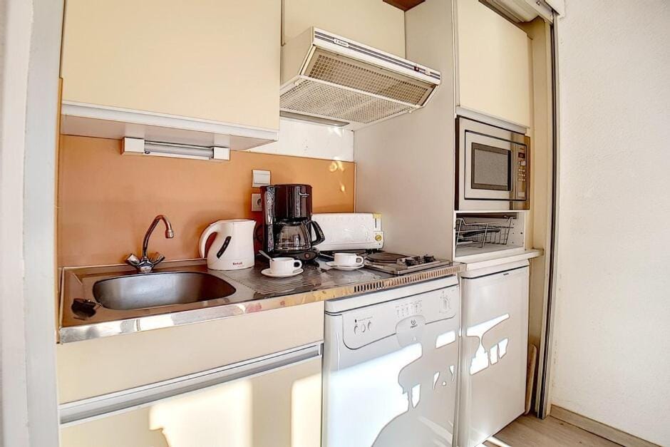 Résidence Le Sorbier - Appartement lumineux · Départ et retour skis aux pieds · Vue sur les pistes MAE-1714 Apartment in Les Allues