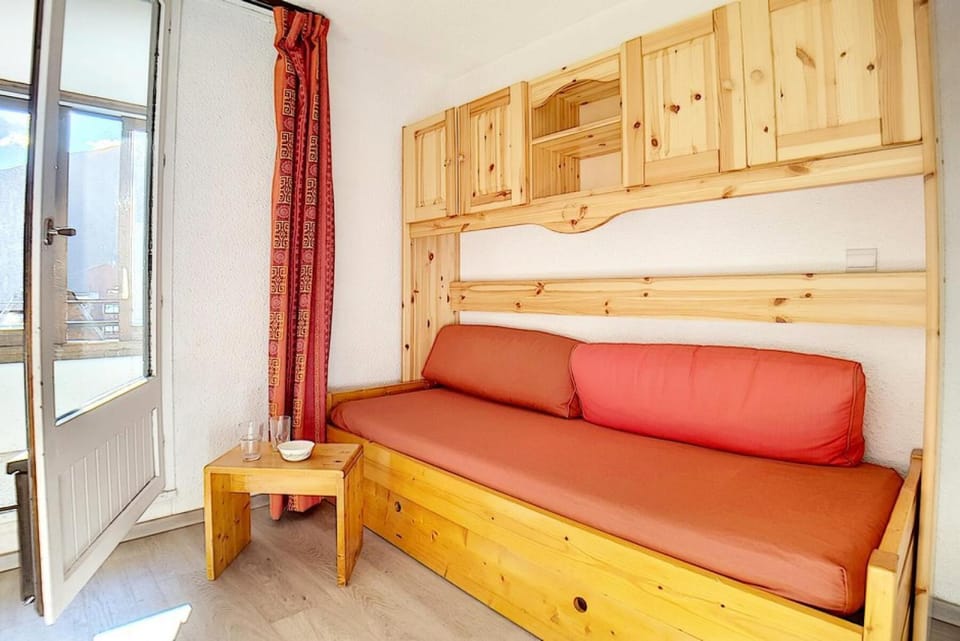 Résidence Le Sorbier - Appartement lumineux · Départ et retour skis aux pieds · Vue sur les pistes MAE-1714 Apartment in Les Allues