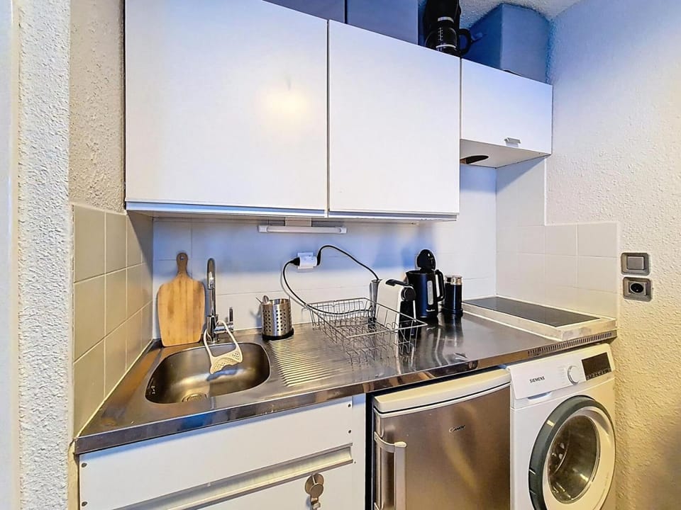 Résidence Gentianes - Studio confortable · Au pieds des pistes · Balcon MAE-2034 Apartment in Les Allues