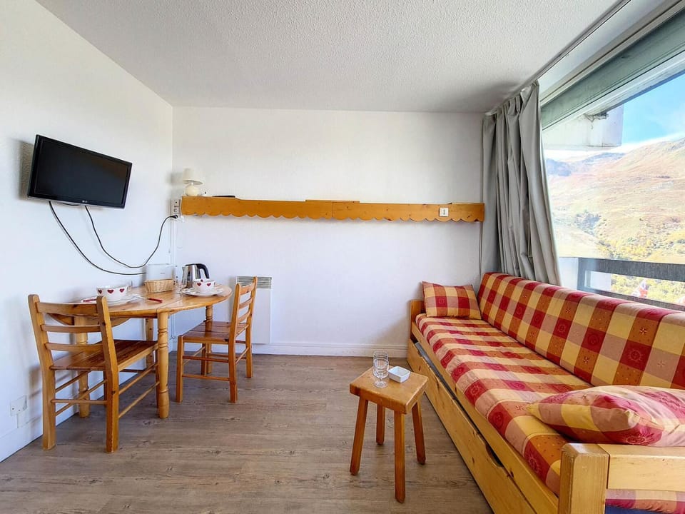 Résidence Lac Du Lou - Studio agréable · Ski aux pieds · Balcon MAE-2054 Apartment in Les Allues