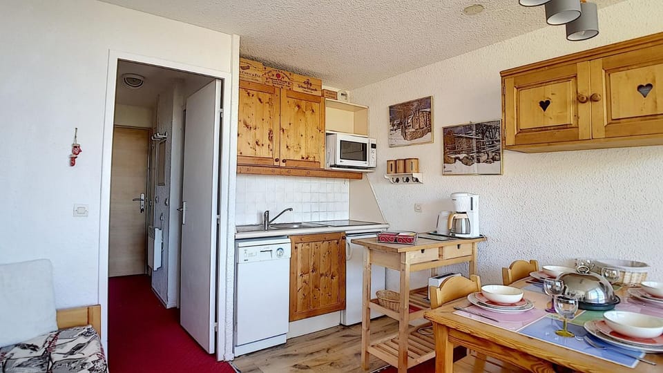Résidence Boedette A - Appartement duplex · Départ et retour skis aux pieds · Balcon vue montagne MAE-2244 Apartment in Les Allues