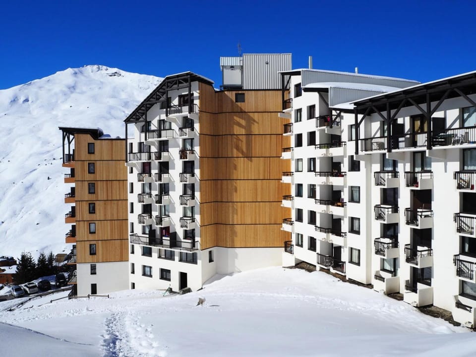 Résidence Median - Appartement confortable · Proche des pistes · Balcon MAE-2334 Apartment in Les Allues