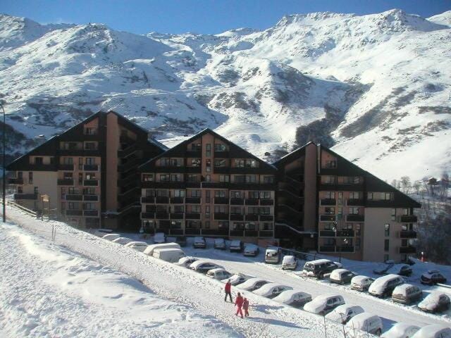Résidence Sarvan - Appartement lumineux · Départ et retour skis aux pieds · Balcon MAE-2494 Apartment in Les Allues
