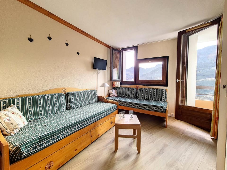 Résidence Median - Appartement confortable · Proche des pistes · Balcon MAE-2554 Apartment in Les Allues
