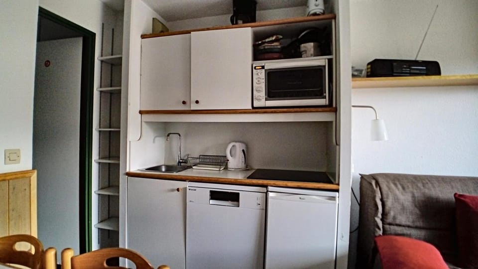 Résidence Necou - Studio fonctionnel · Proche des pistes · Balcon MAE-2614 Apartment in Les Allues