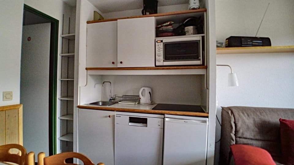 Résidence Necou - Studio fonctionnel · Proche des pistes · Balcon MAE-2614 Apartment in Les Allues