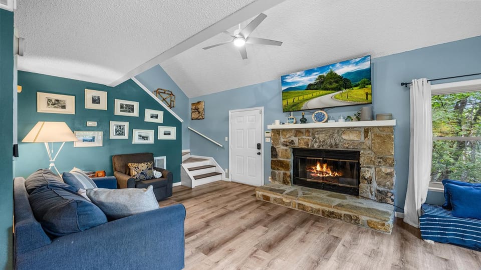 Chalet All Day Chalet in Gatlinburg