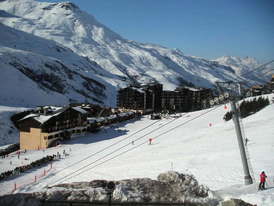 Résidence Bellevue - Appartement lumineux · Au pieds des pistes · Balcon MAE-3484 Apartment in Les Allues