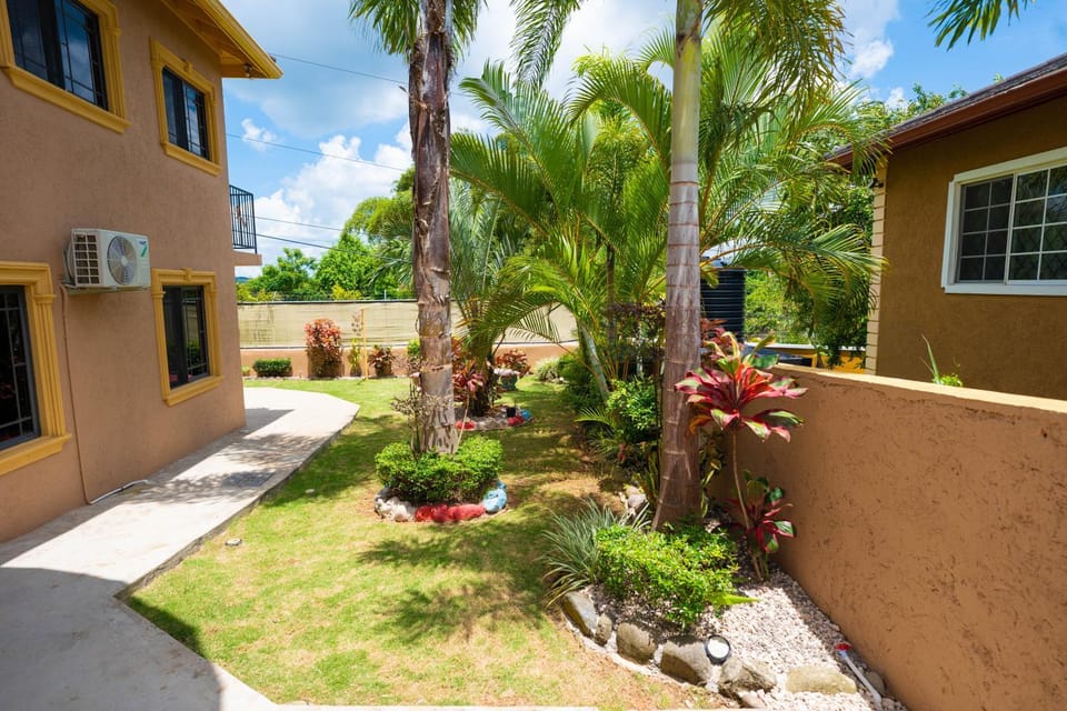 Property building, Garden, Garden view