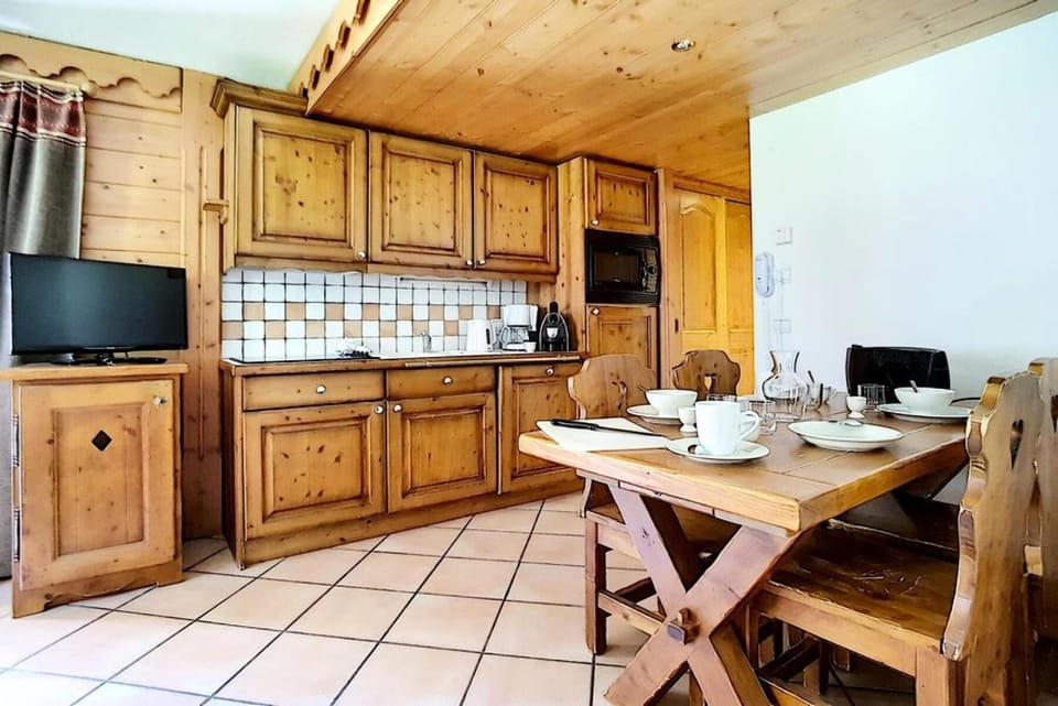 Résidence Alpages De Reberty - Appartement spacieux et lumineux · Proche des pistes · Balcon · Piscine · Parking couvert MAE-7011 Apartment in Les Allues