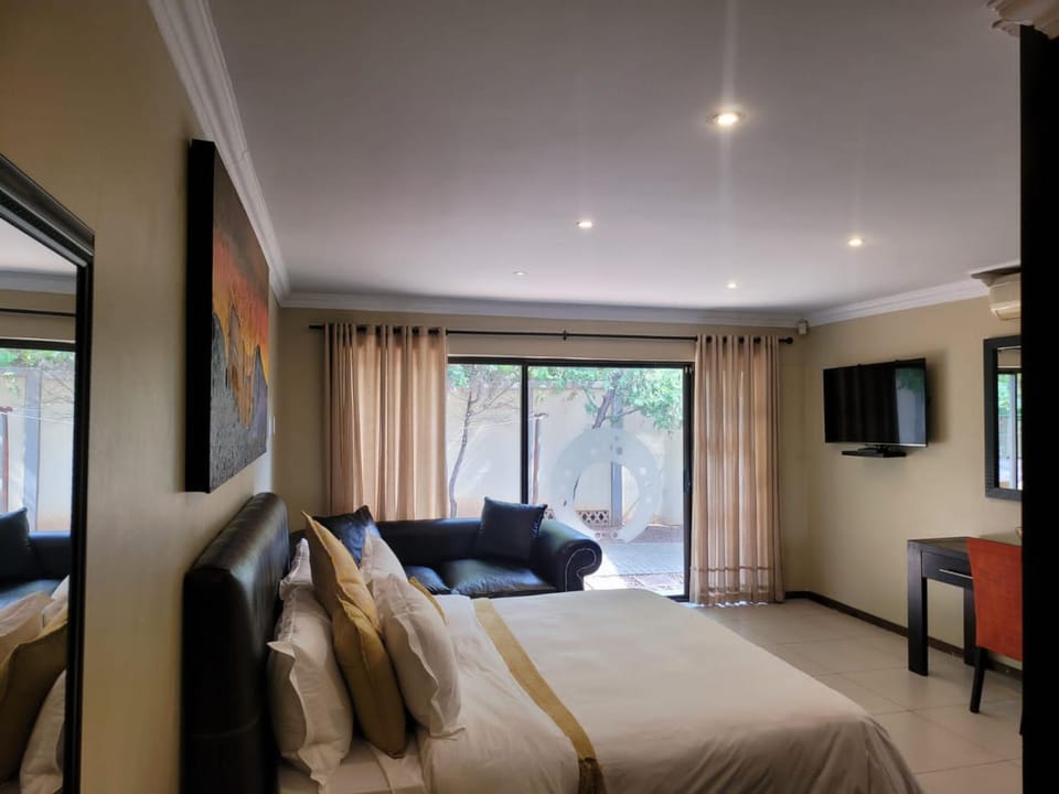 UNI Guesthouse Bed and Breakfast in South Africa