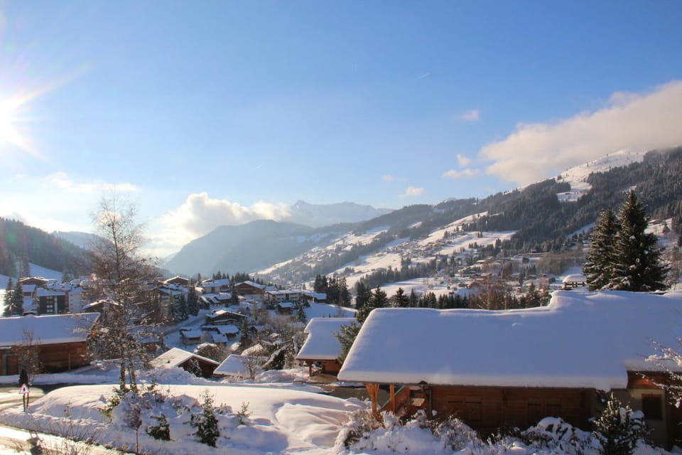 Chalet Les Sauvageons - Grand luxe au cœur des Gets, avec piscine & hammam MAE-2431 Chalet in Les Gets
