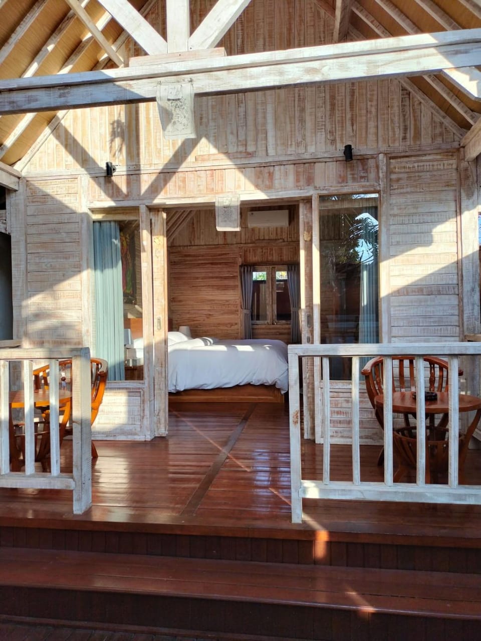 Patio, Bed, Balcony/Terrace, Photo of the whole room, Bedroom