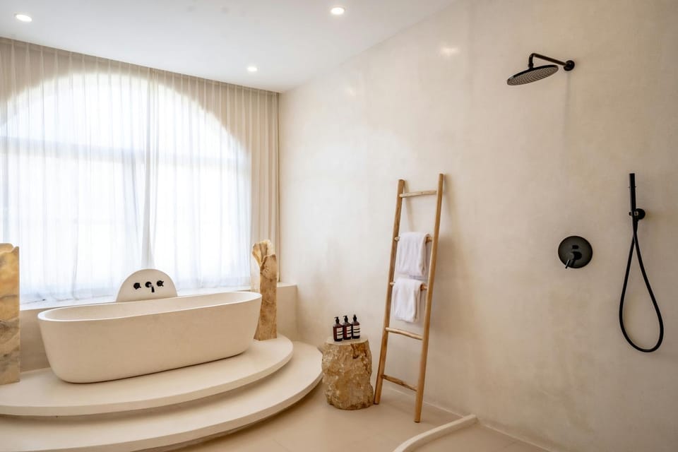Bathroom, Bath, towels